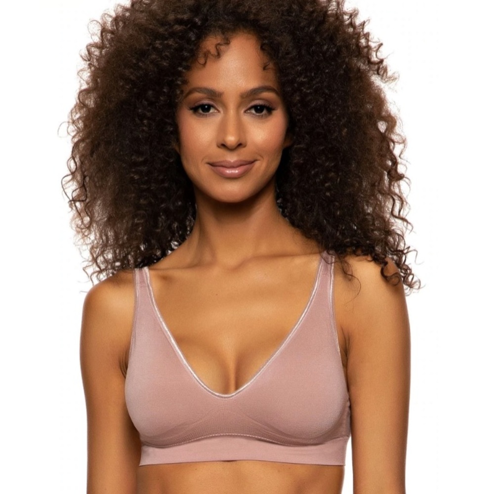 Felina Seamless Wire-Free Bra large